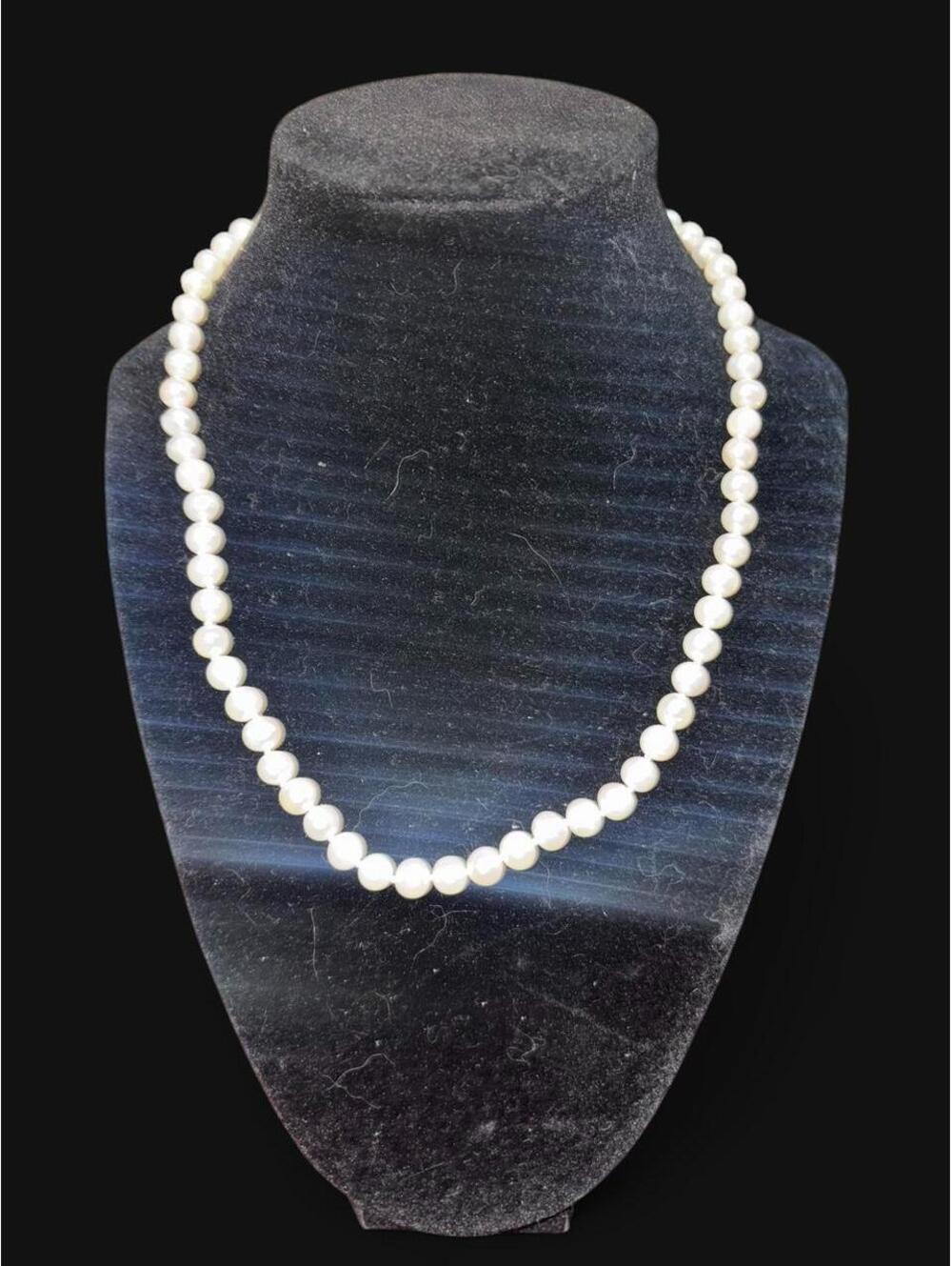JCM Vintage White Pearl Necklace with 14K Gold Clasp